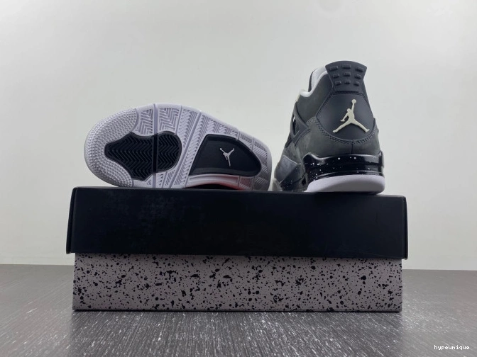 HYPE 4 626969-030 Jordan Pack Retro Fear (2013) 0628